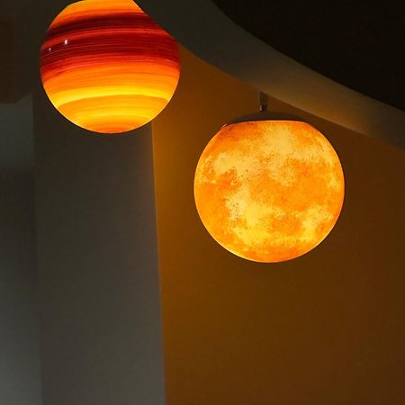 Moon Room, Nuit Insolite - Ollioules Toulon Var Εξωτερικό φωτογραφία